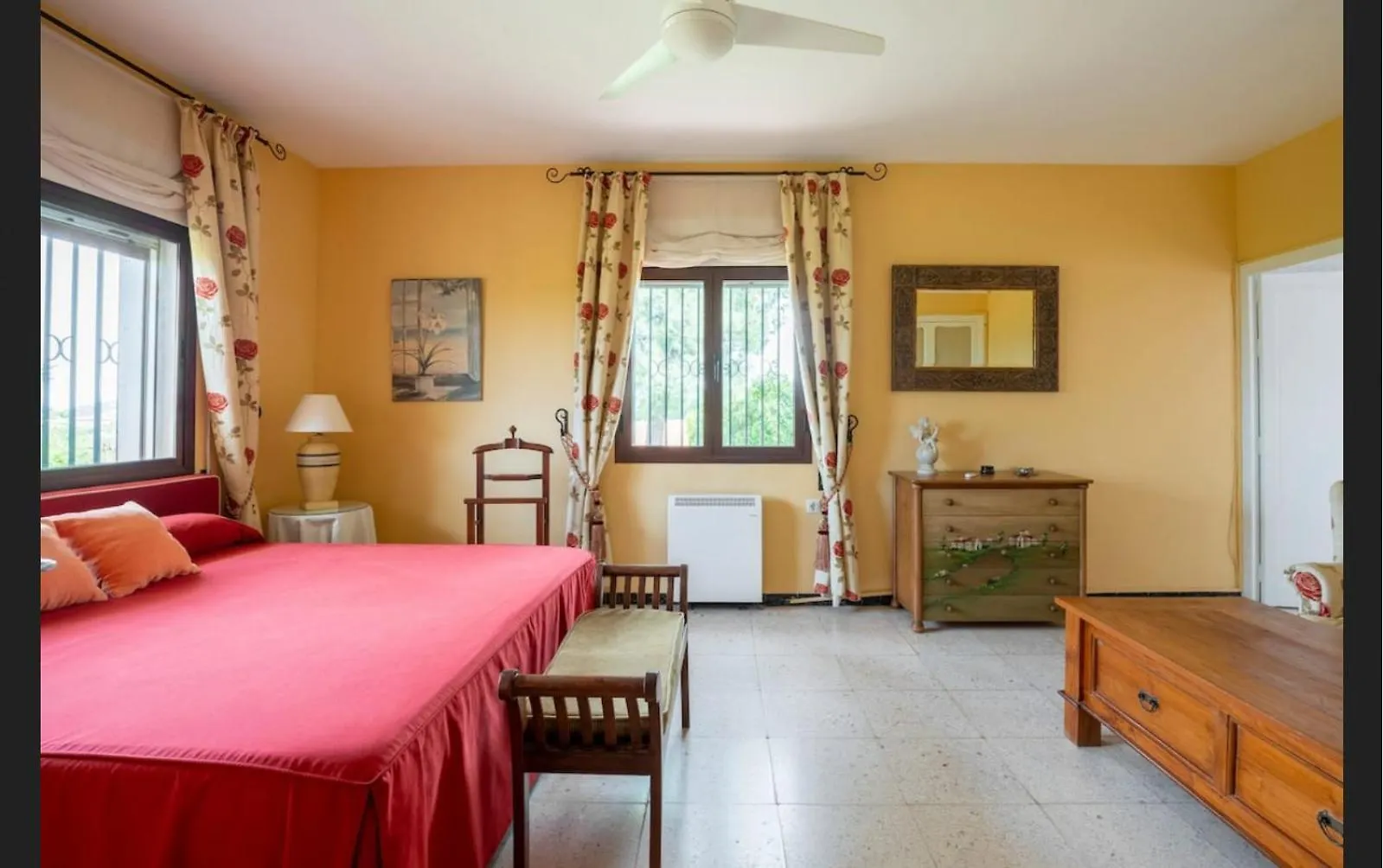 Holiday home Casa De Campo Con Piscina Junto A Sevilla Mairena De Alcor